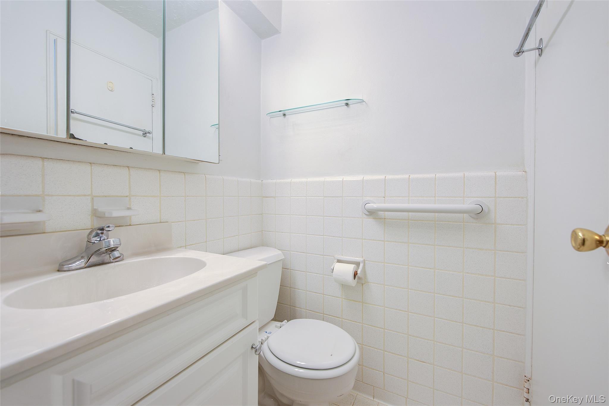 211-65 23rd Avenue, Unit 1K photo 37