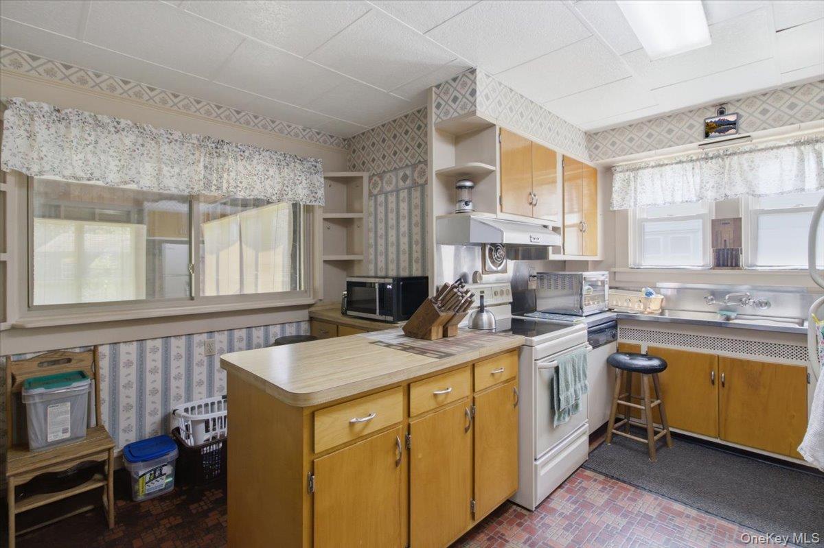 166 Spring Street – For Sale photo 21