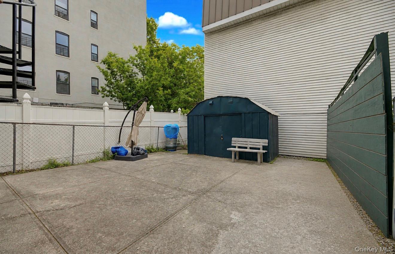 658 Beck Street – For Sale photo 24