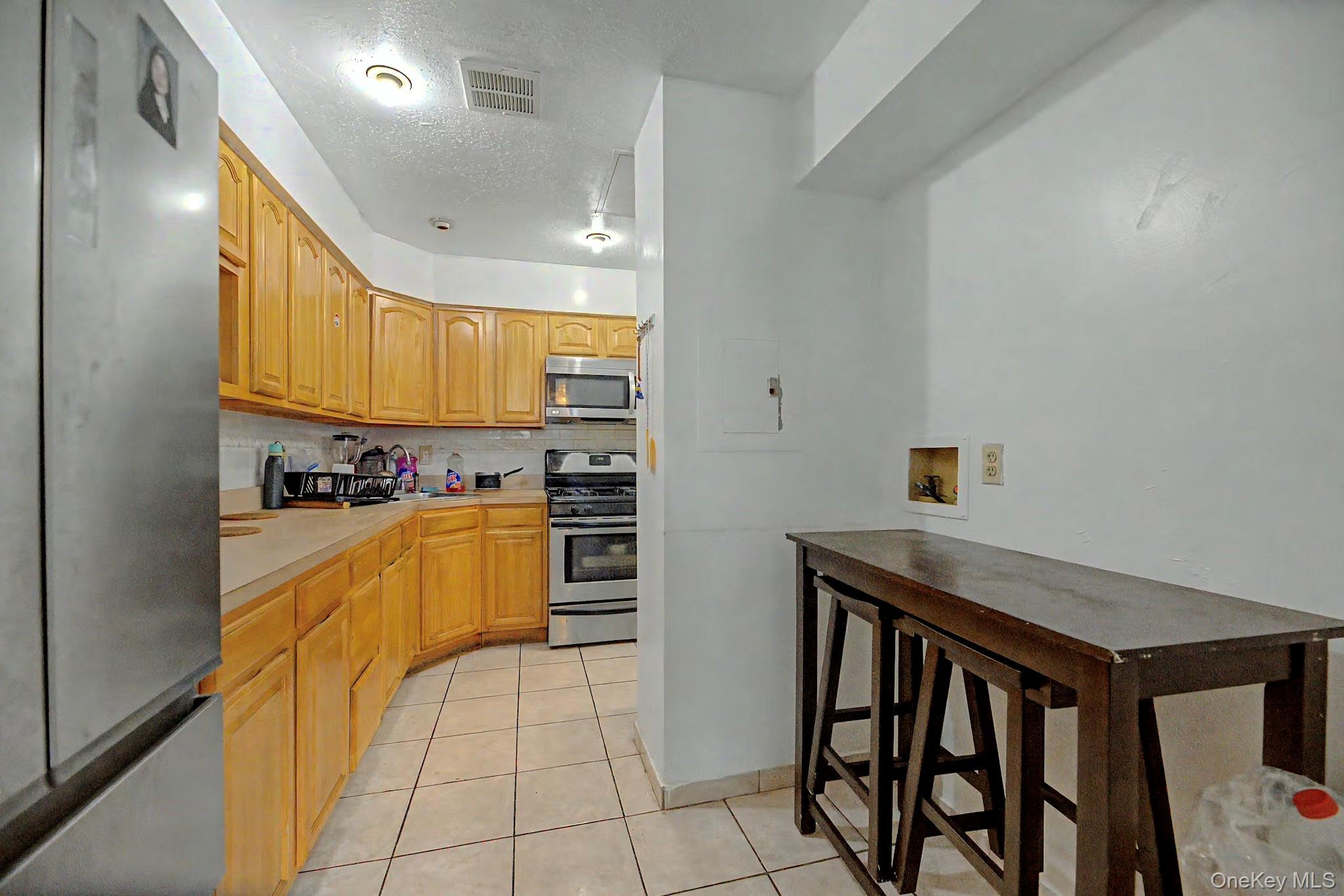 658 Beck Street – For Sale photo 5