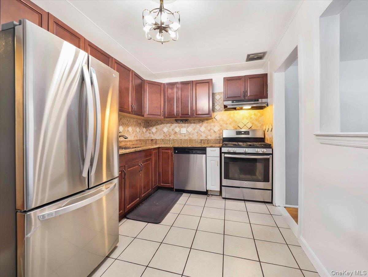 10 Brevoort Drive, Unit 2A photo 5