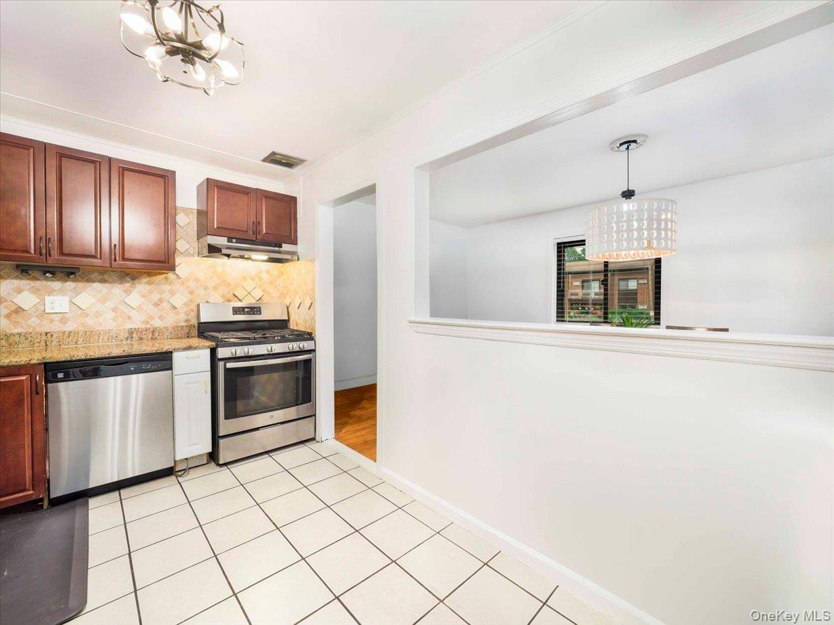 10 Brevoort Drive, Unit 2A photo 7
