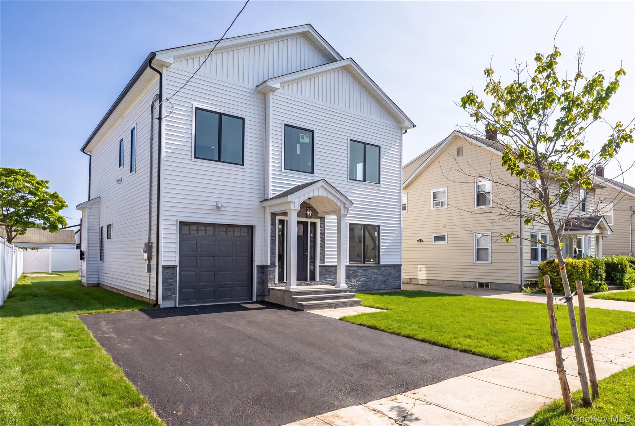 43 Westbury Avenue – For Sale