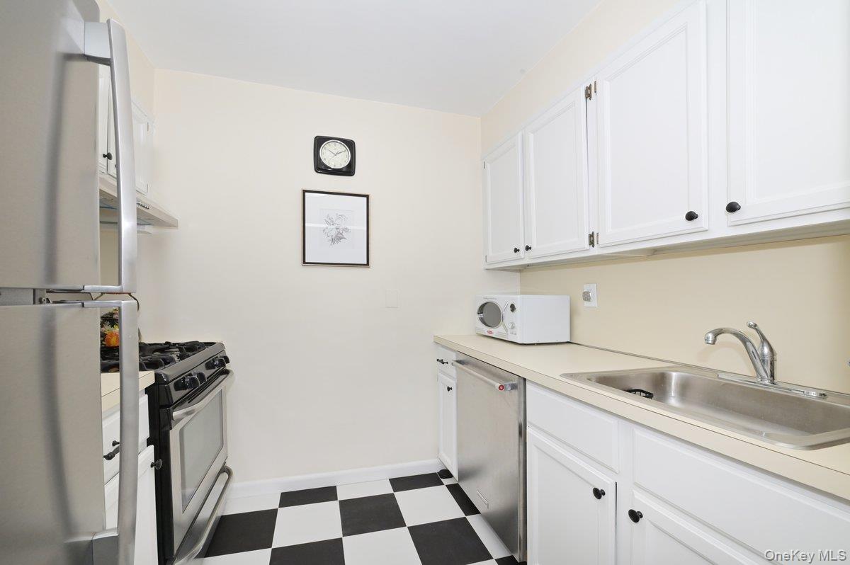 4 Birchwood Court, Unit #1O photo 9