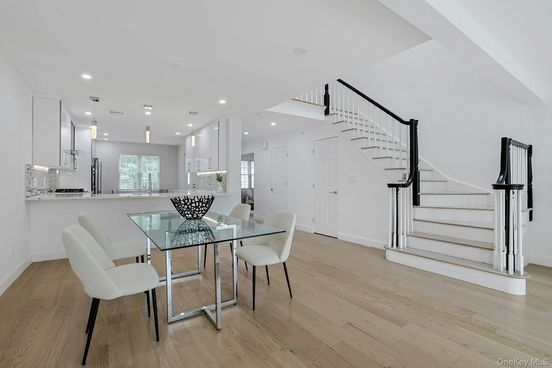 100 Brook Hills Circle, Unit 28B photo 10