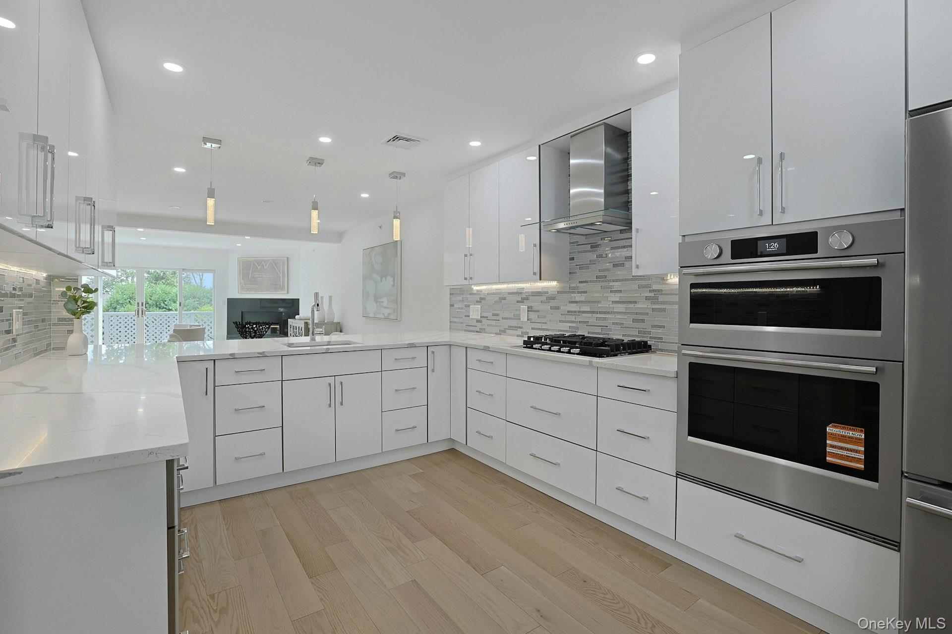 100 Brook Hills Circle, Unit 28B photo 4