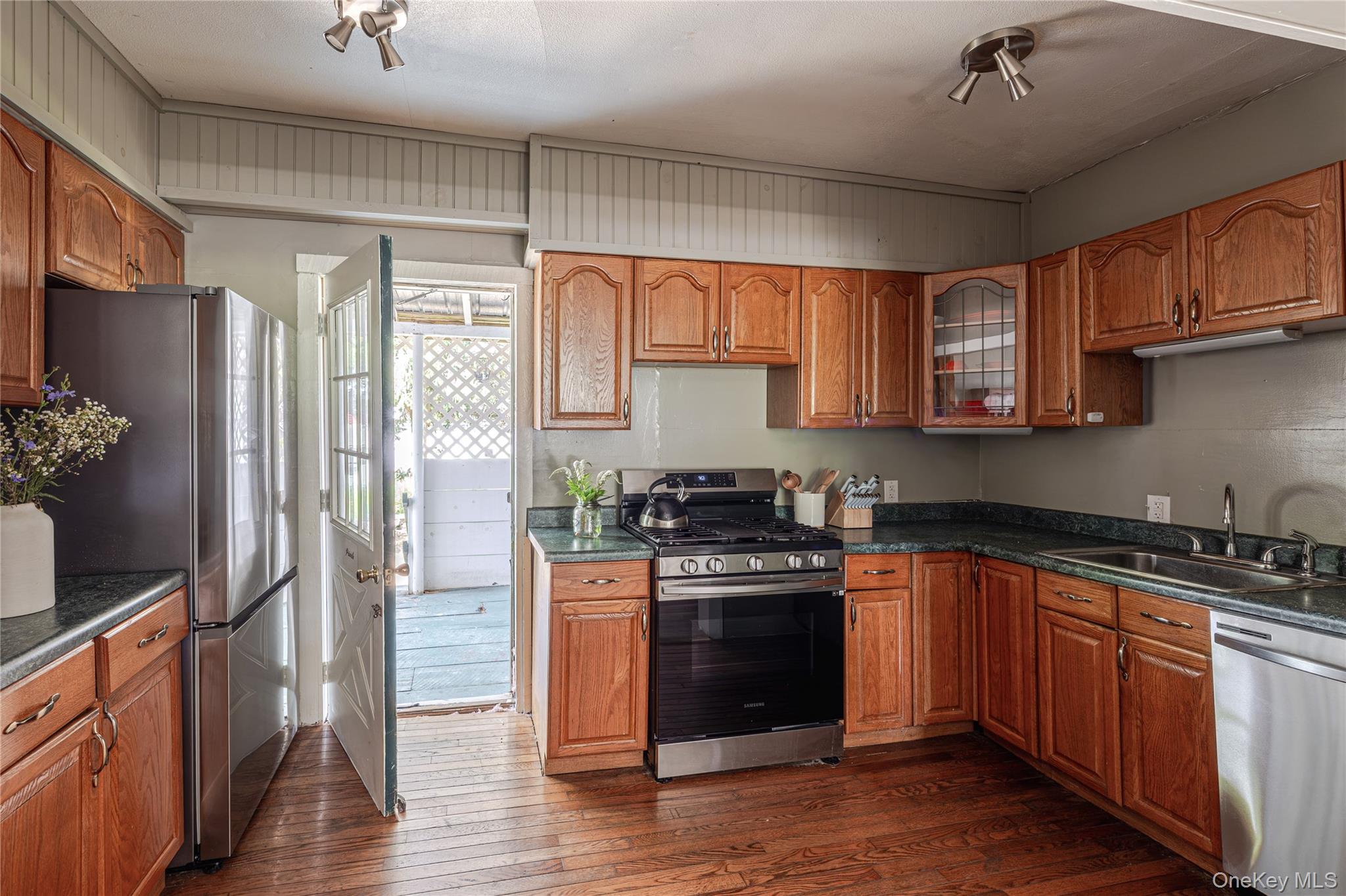 138 Main Street – For Sale photo 25