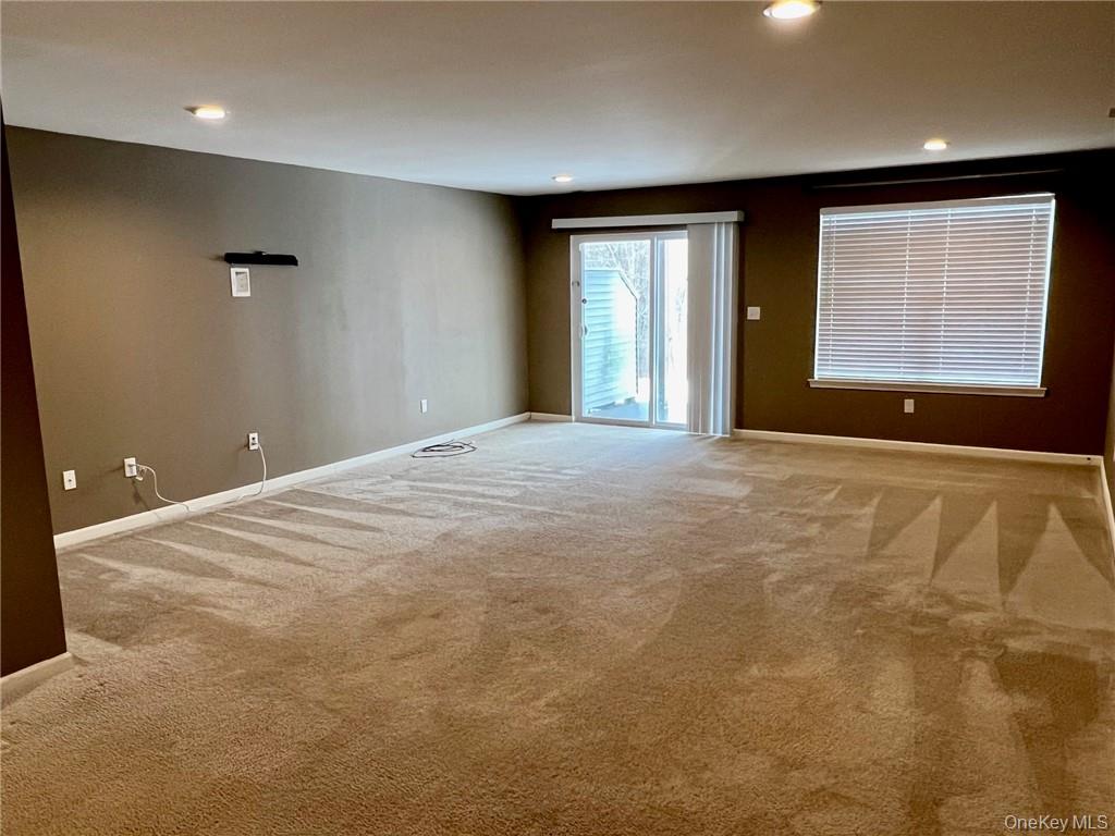 95 Meadow View Drive – For Rent photo 28
