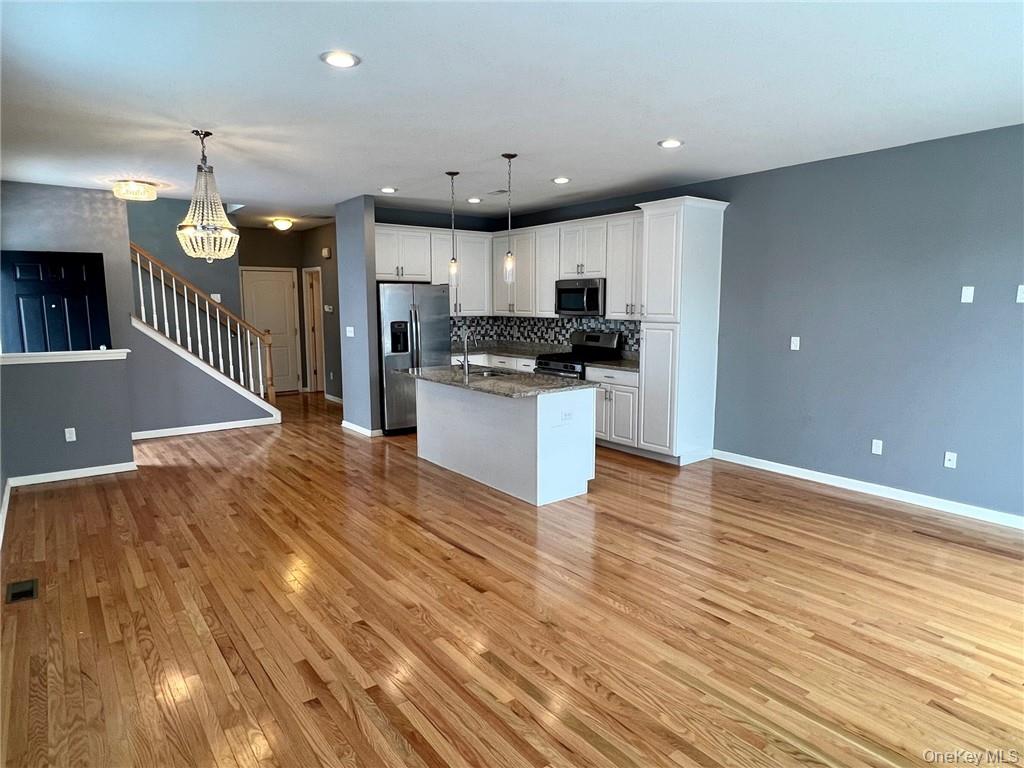 95 Meadow View Drive – For Rent photo 12