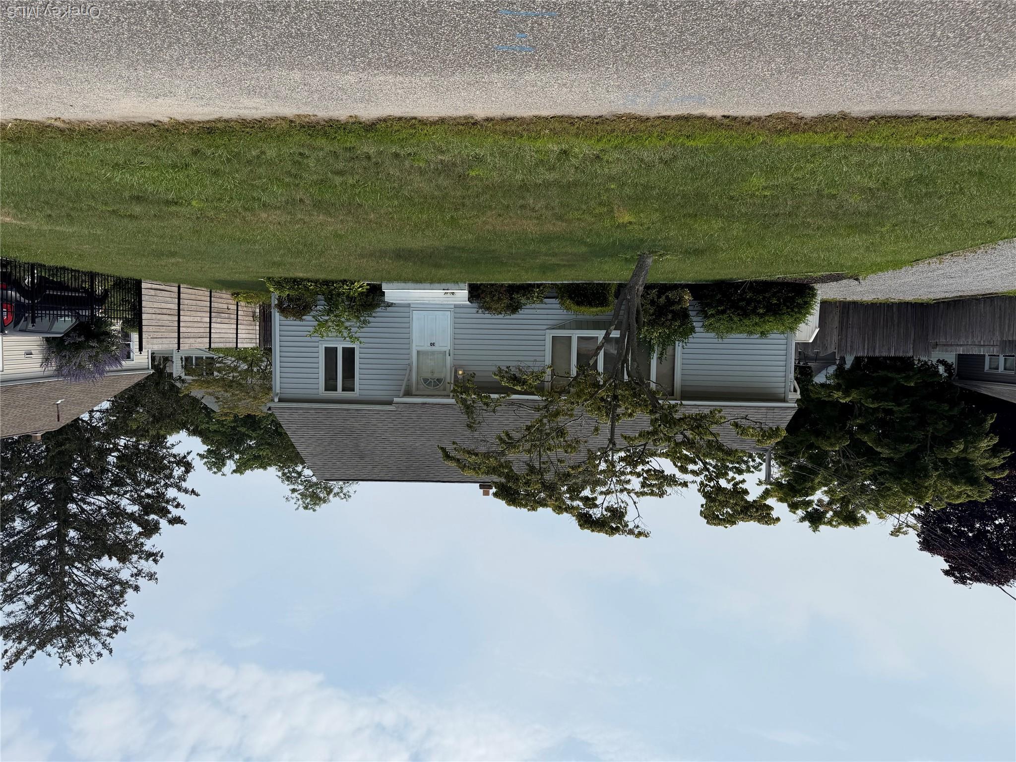 30 Bayview Avenue – For Sale