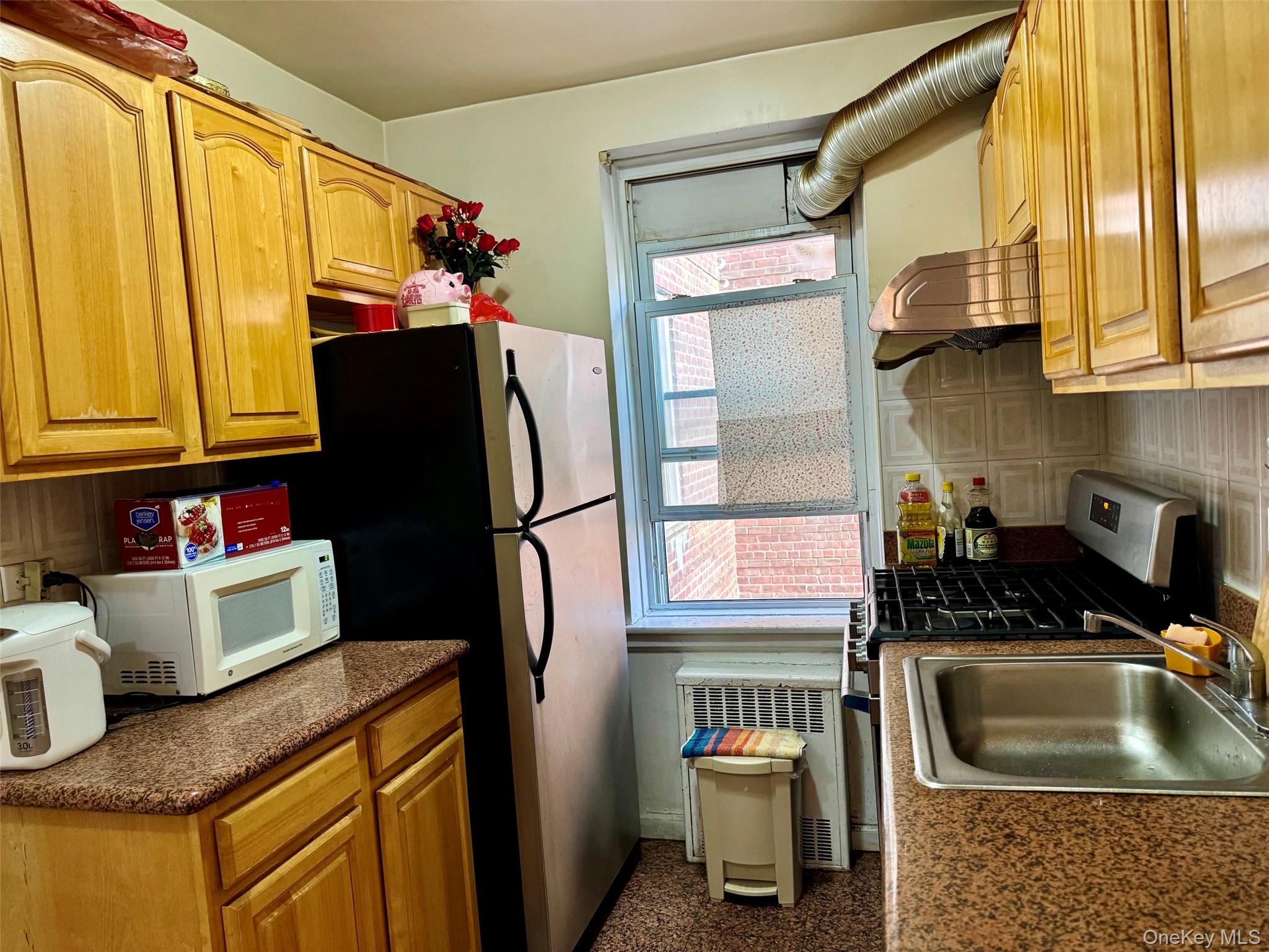 43-36 Robinson Street, Unit 3L photo 5