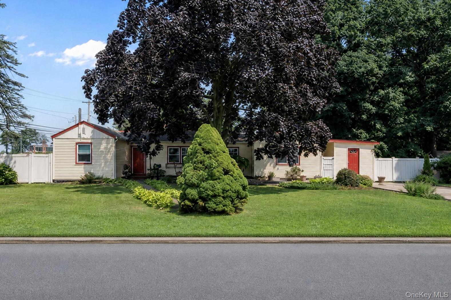 125 1st Street – For Sale photo 2