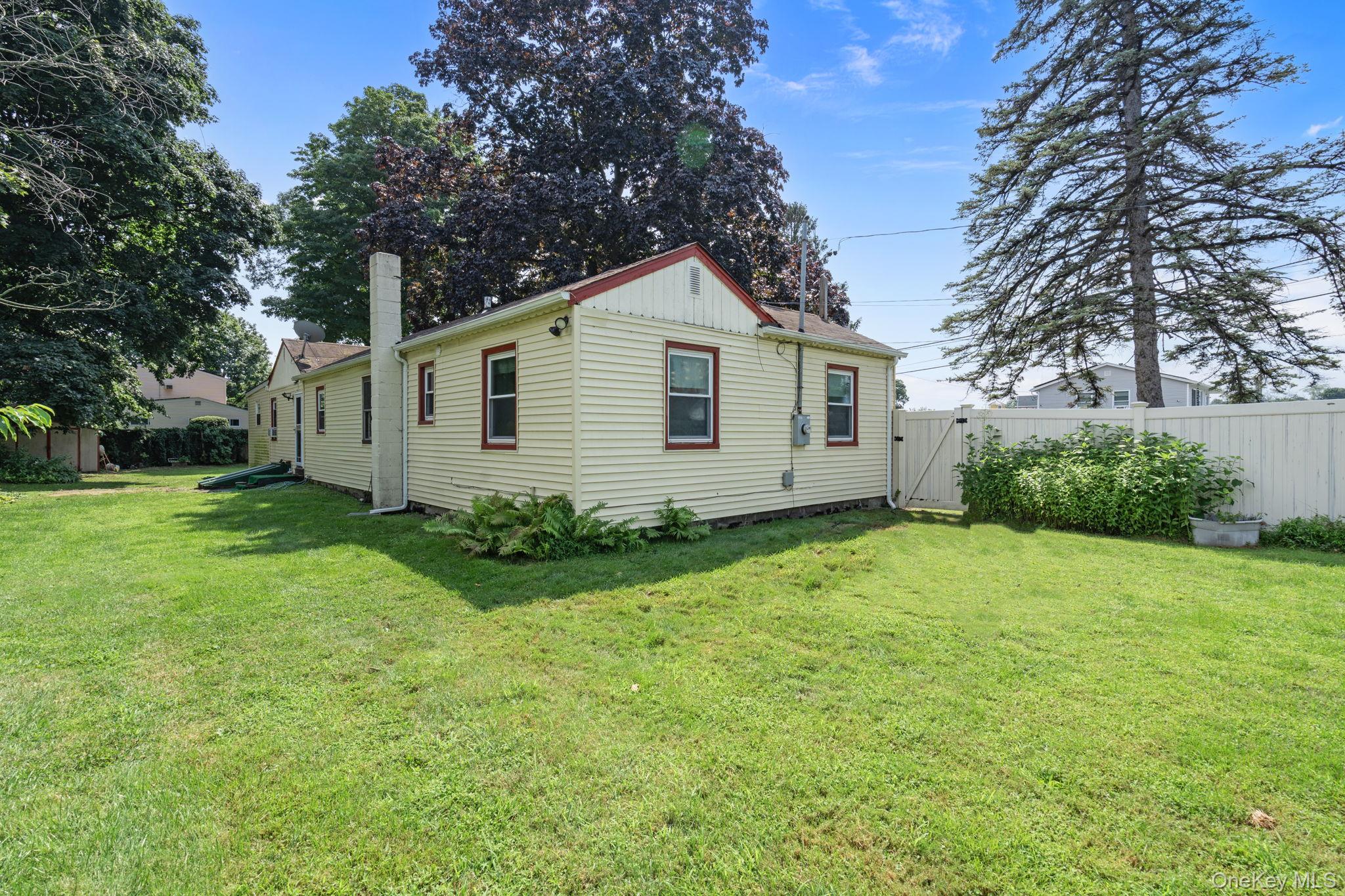 125 1st Street – For Sale photo 4