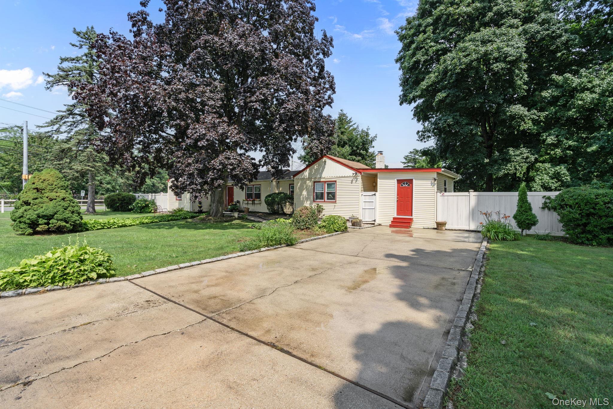125 1st Street – For Sale photo 3
