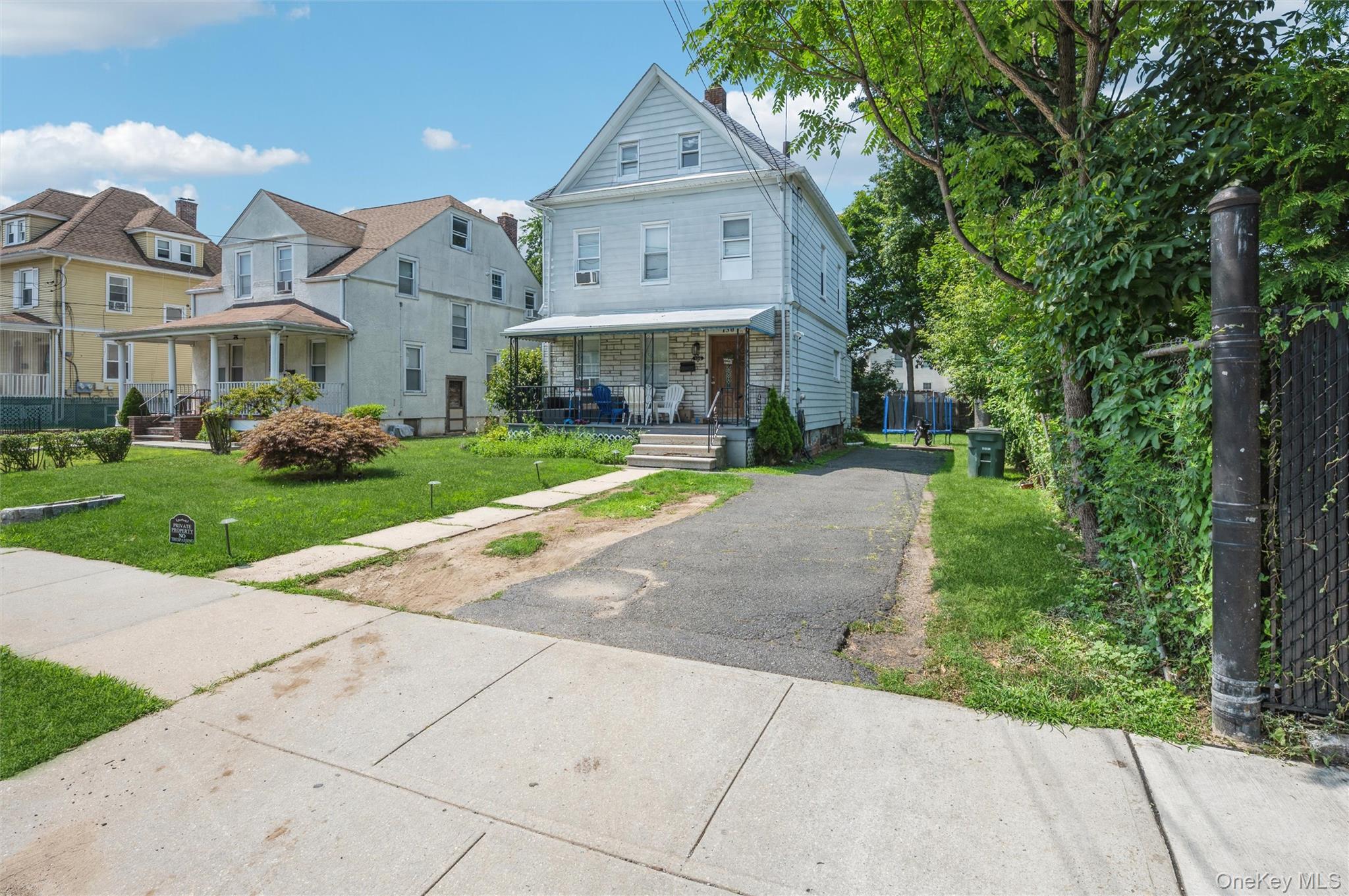 130 Smith Street – For Sale photo 2