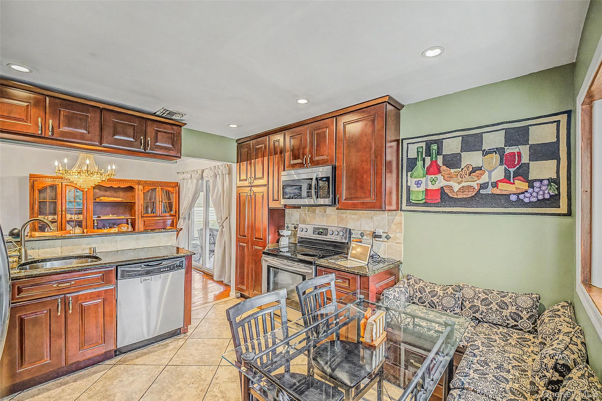 28 Greenvale Lane – For Sale photo 18