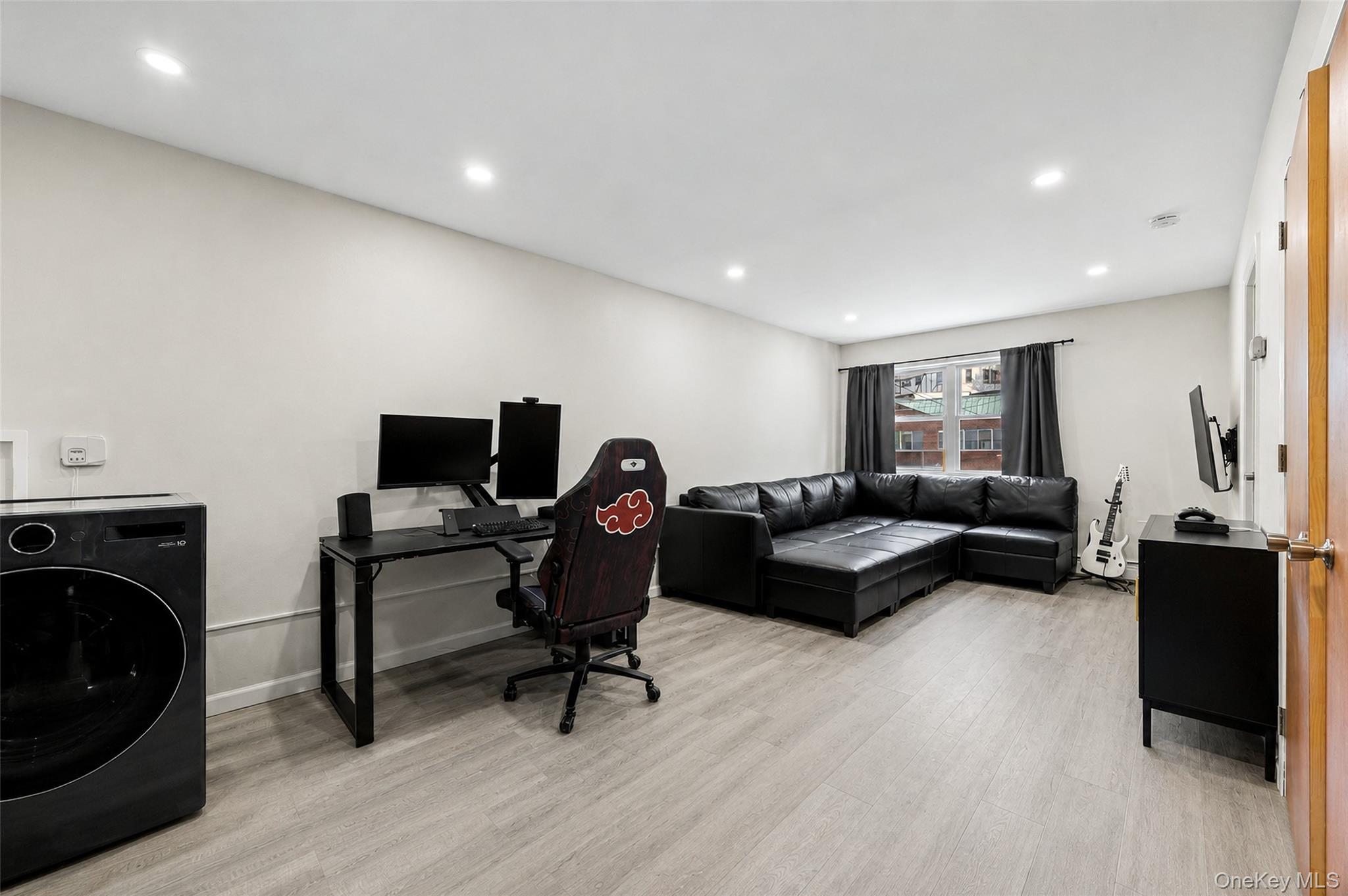 42-18 235 Street – For Sale photo 25
