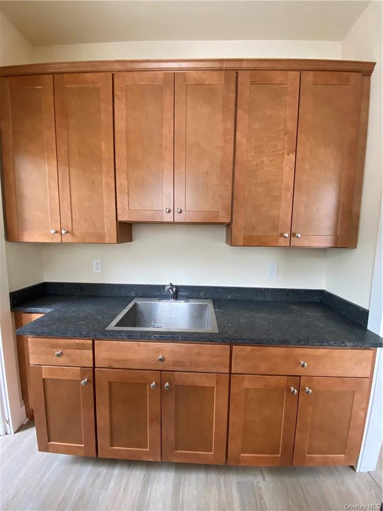 8 Franklin Avenue, Unit 1 photo 12