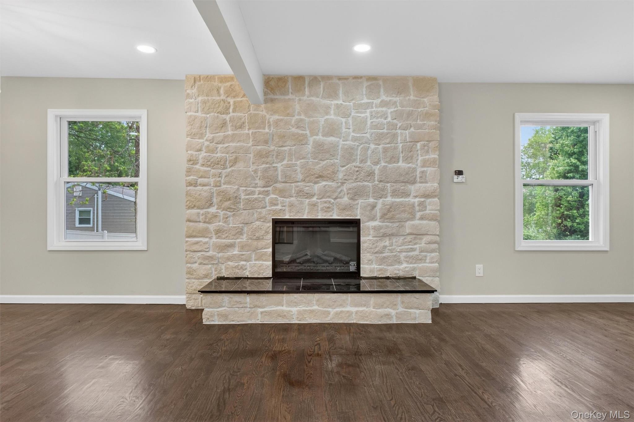 80 N Cross Road – For Sale photo 5