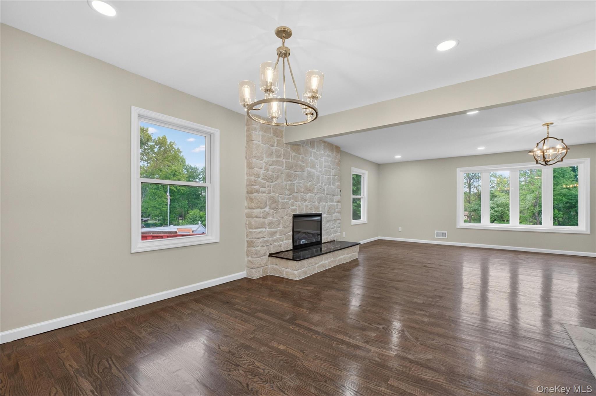 80 N Cross Road – For Sale photo 17