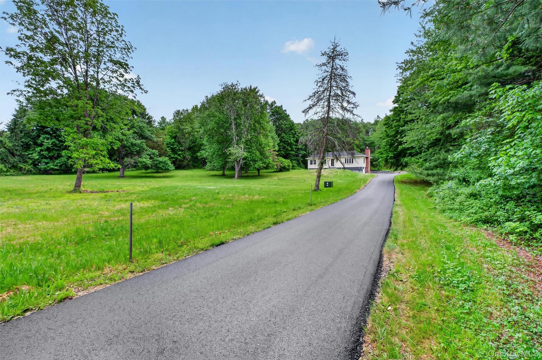 80 N Cross Road – For Sale photo 43