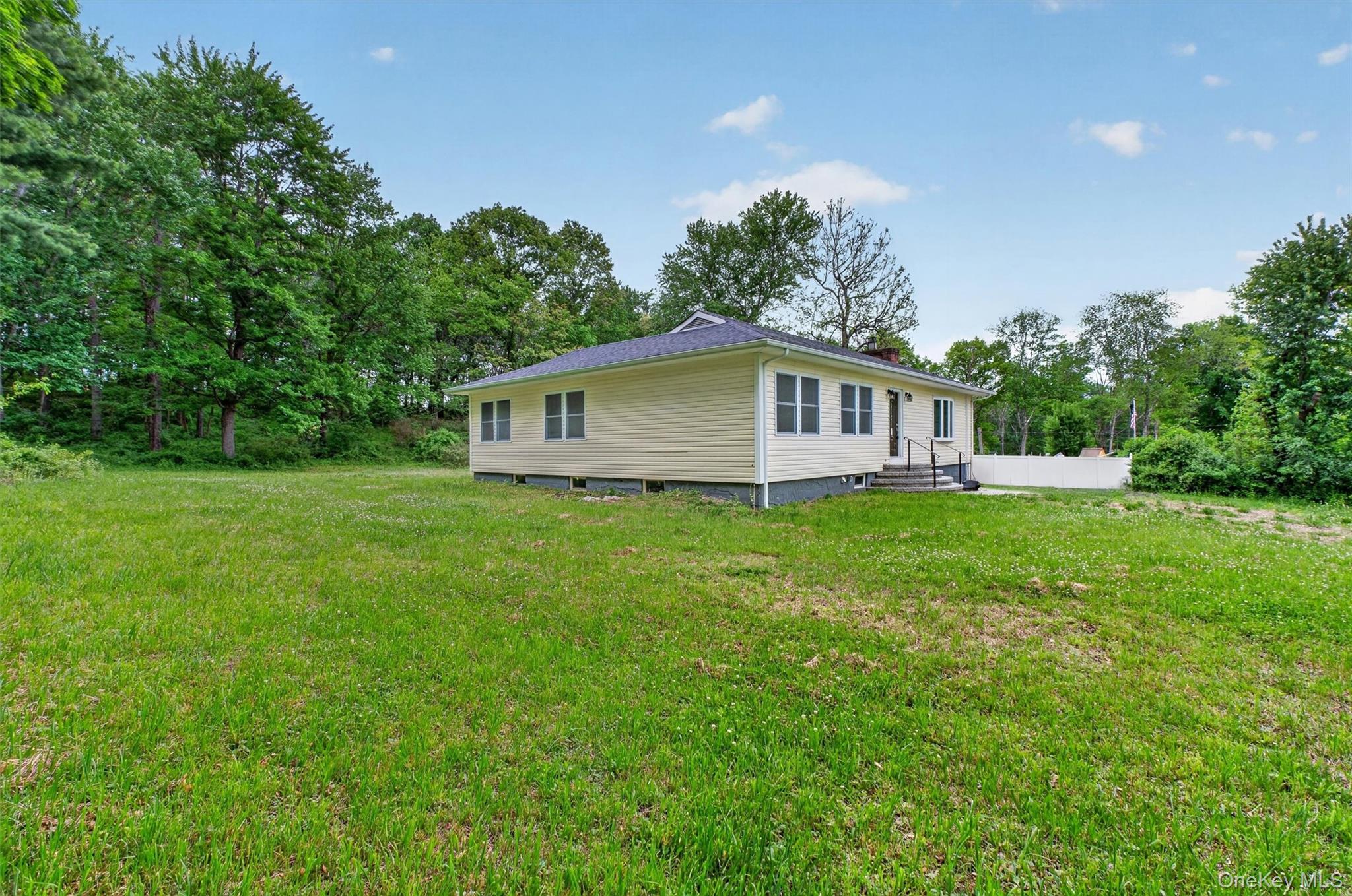 80 N Cross Road – For Sale photo 45