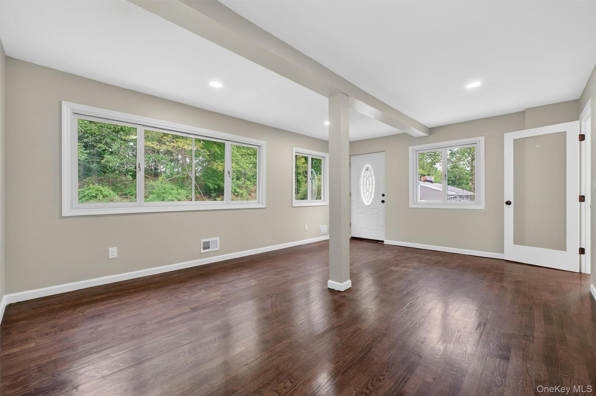 80 N Cross Road – For Sale photo 20