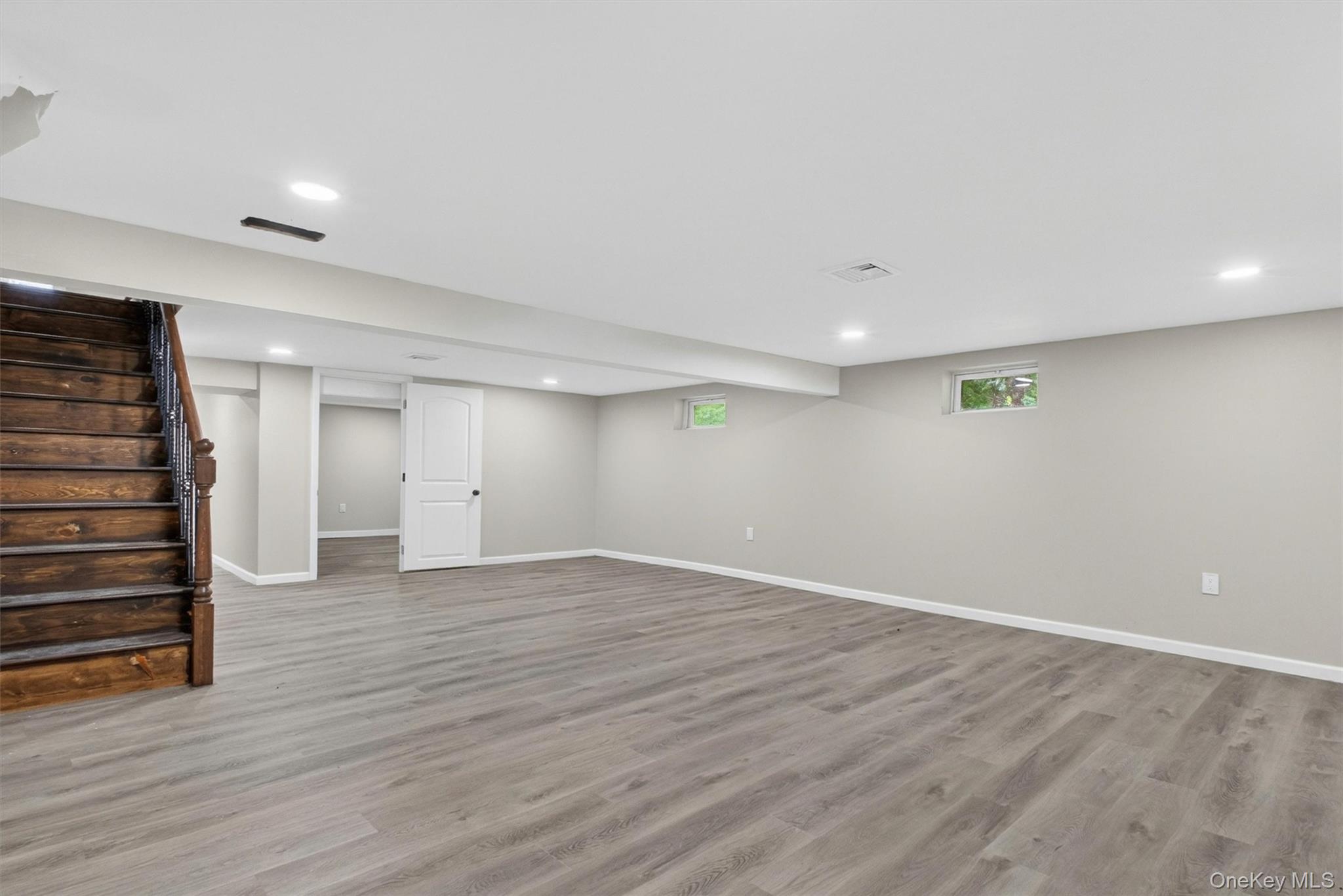 80 N Cross Road – For Sale photo 31