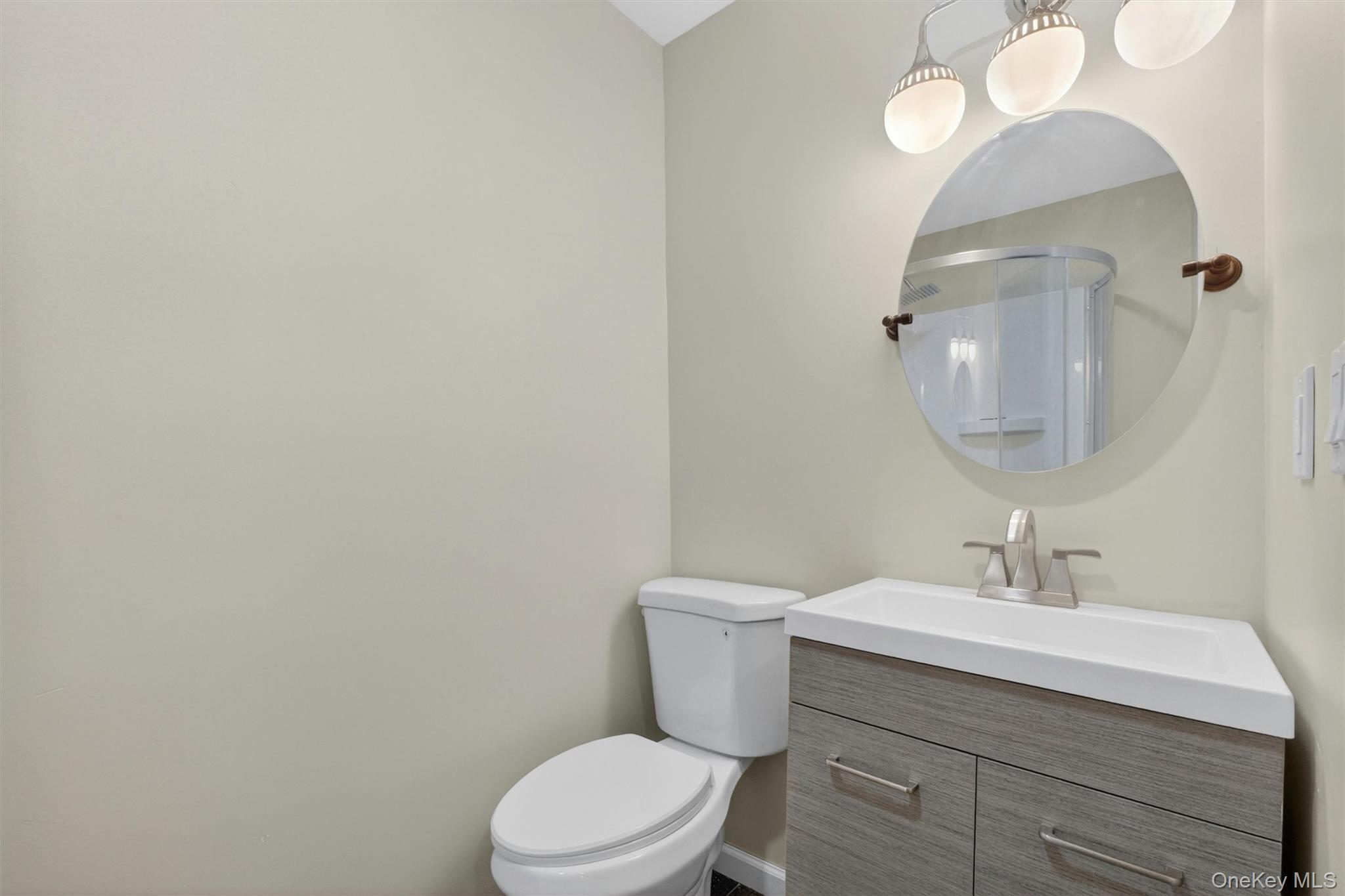 80 N Cross Road – For Sale photo 25