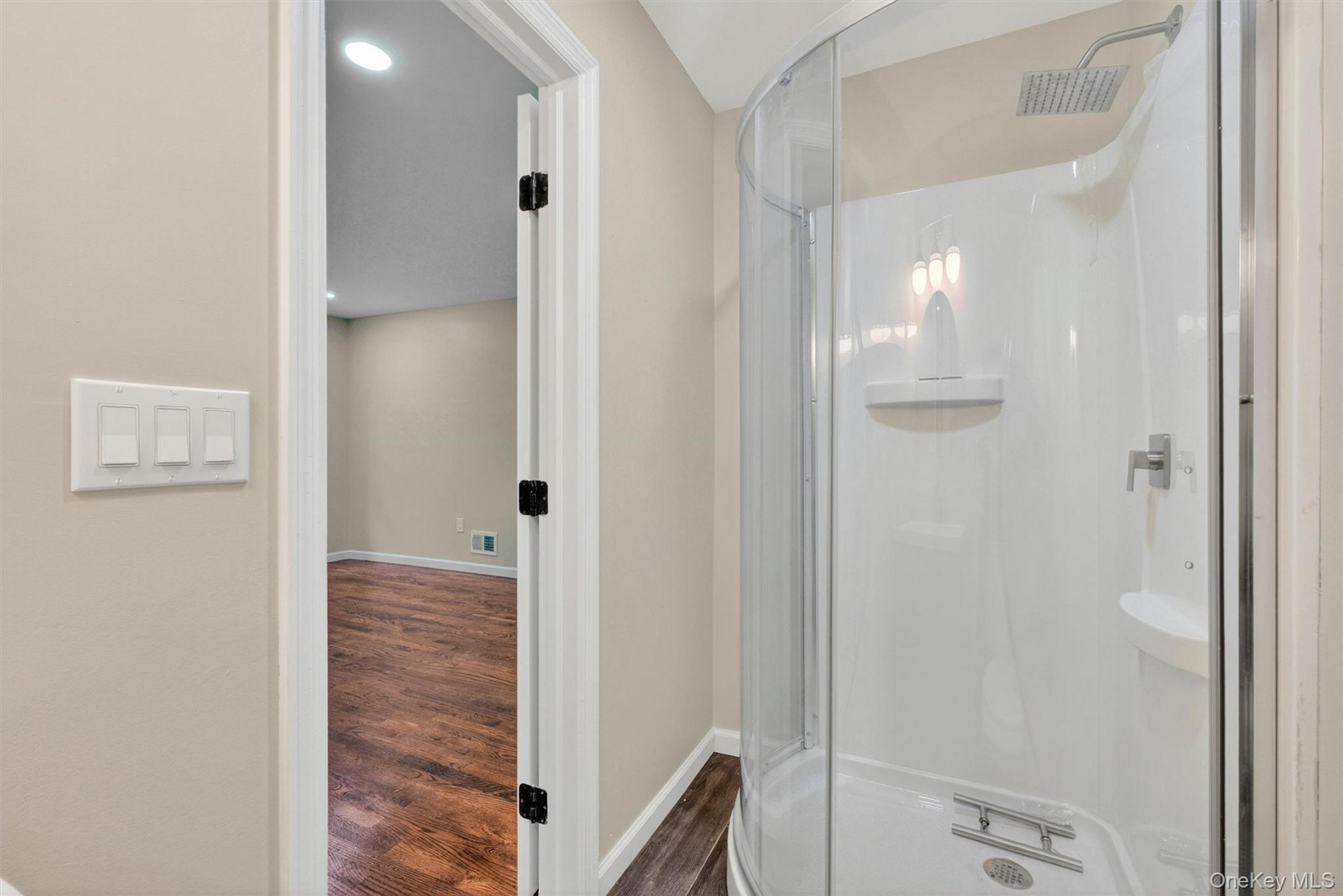 80 N Cross Road – For Sale photo 21