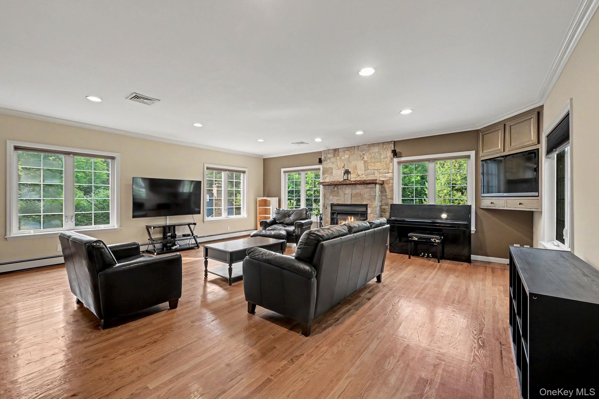 1800 Saw Mill River Road – For Sale photo 8
