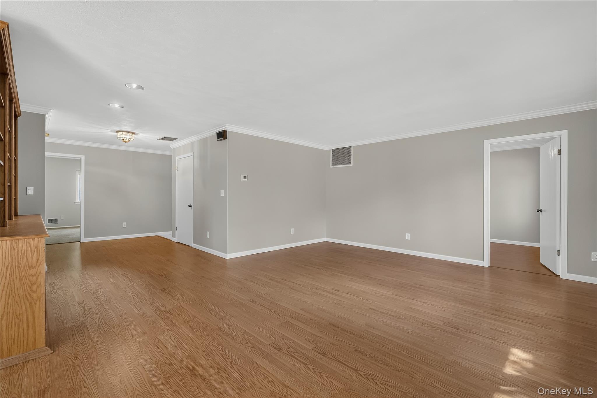 196 Long Hill Drive, Unit B photo 19