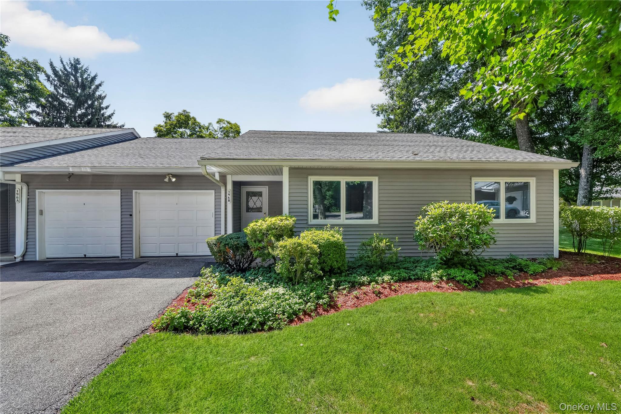 196 Long Hill Drive, Unit B