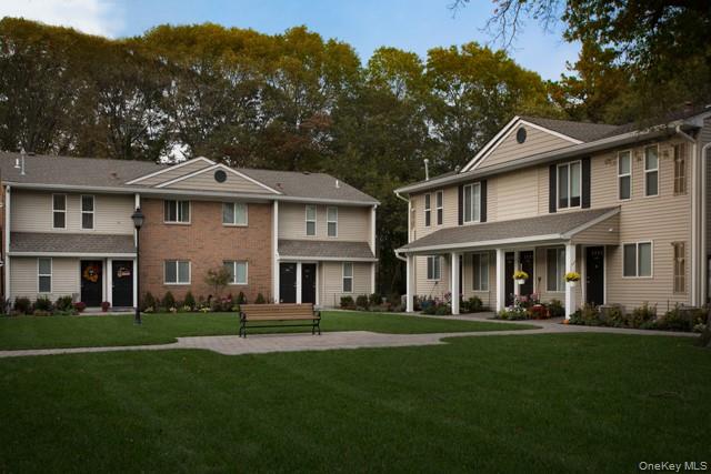 24 Country Club Drive, Unit B photo 2