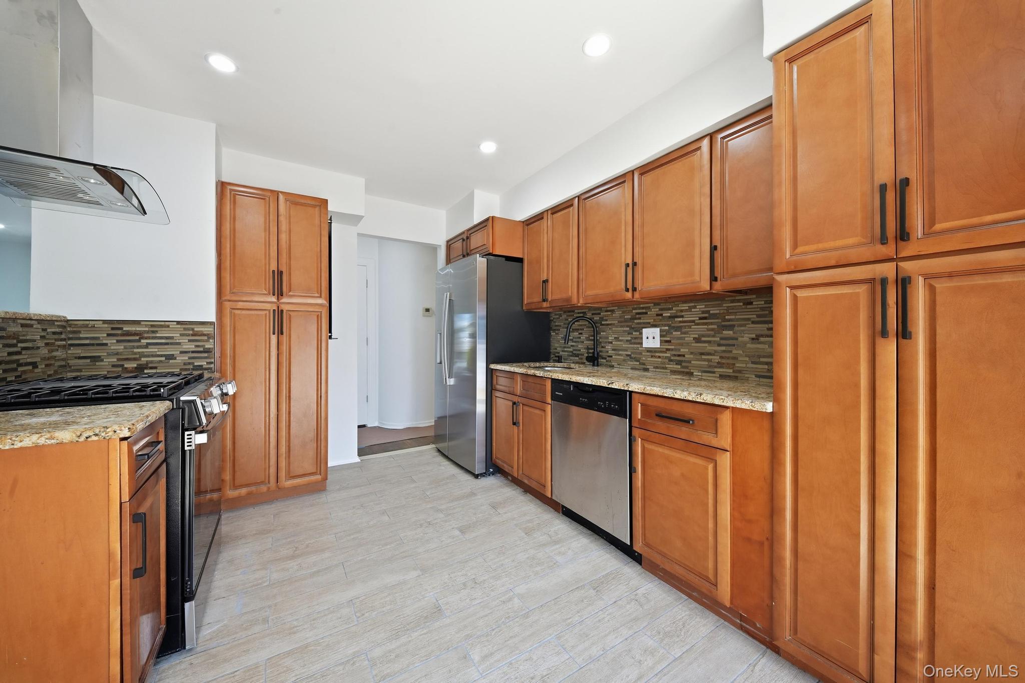 133 Meister Boulevard – For Sale photo 12