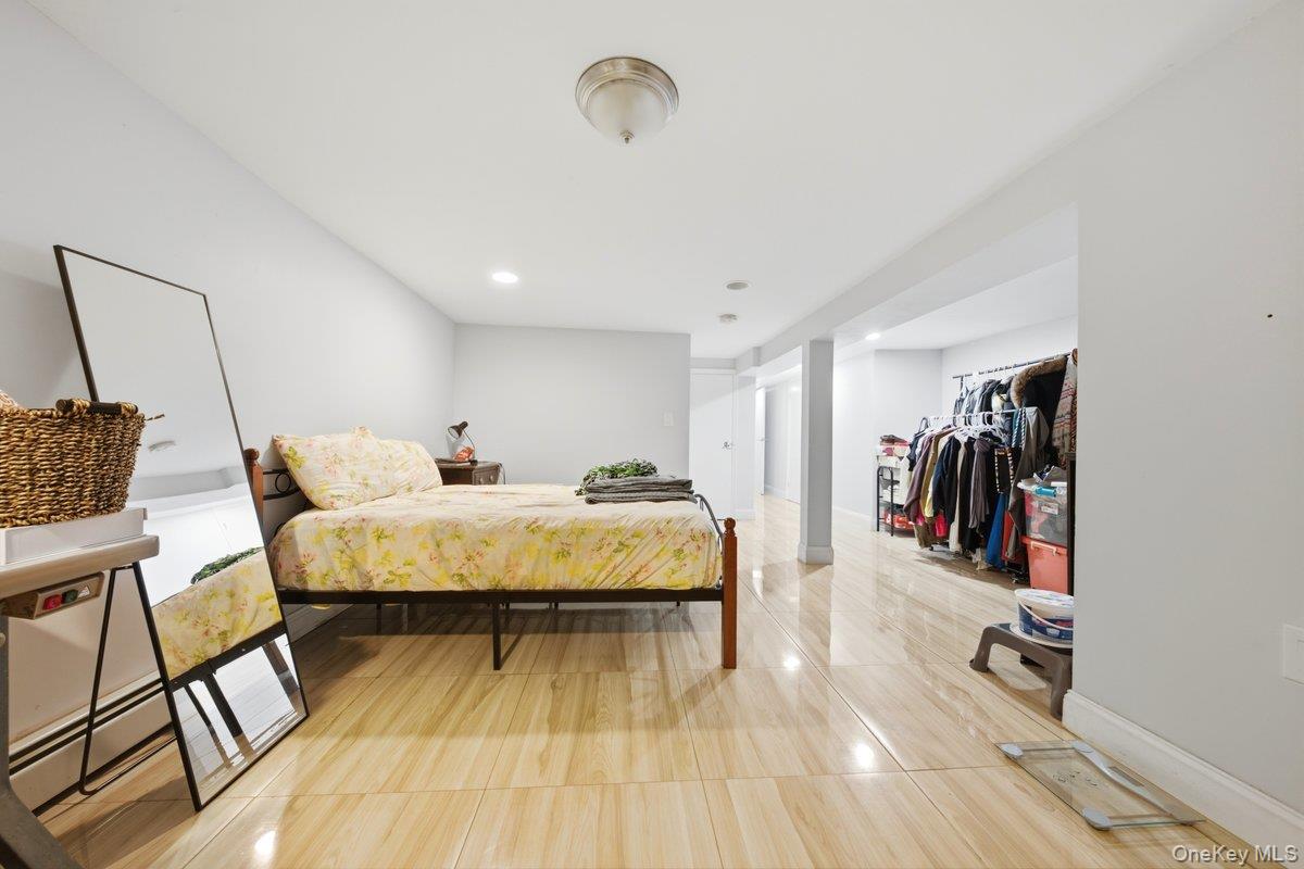 4412 Bronx Boulevard – For Sale photo 24