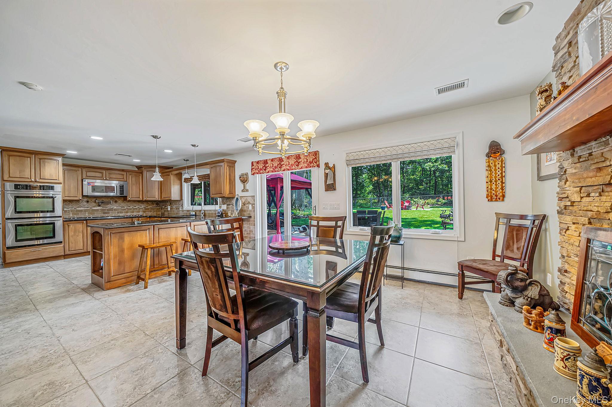 411 Robinson Avenue – For Sale photo 13