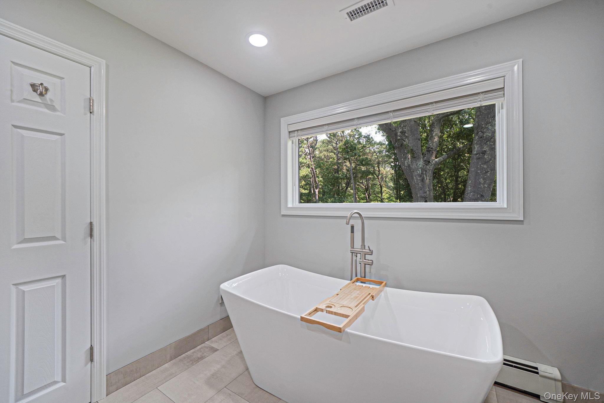 411 Robinson Avenue – For Sale photo 24