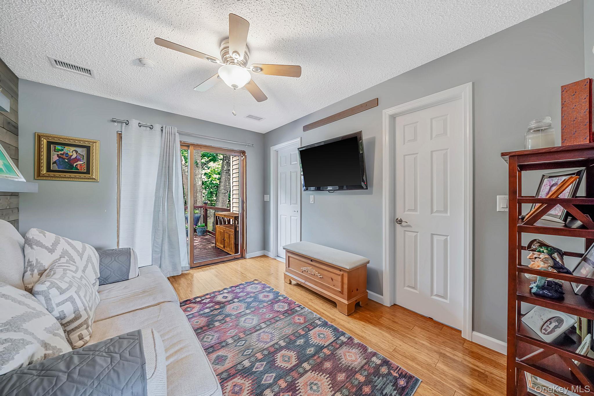 411 Robinson Avenue – For Sale photo 22