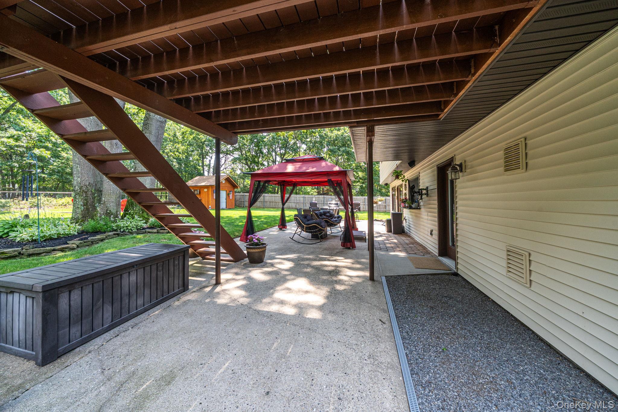 411 Robinson Avenue – For Sale photo 35