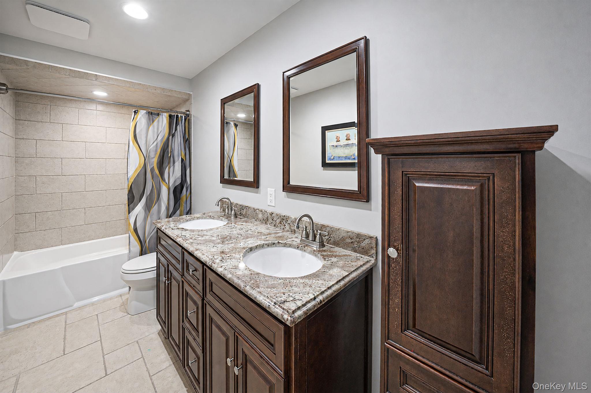 411 Robinson Avenue – For Sale photo 30