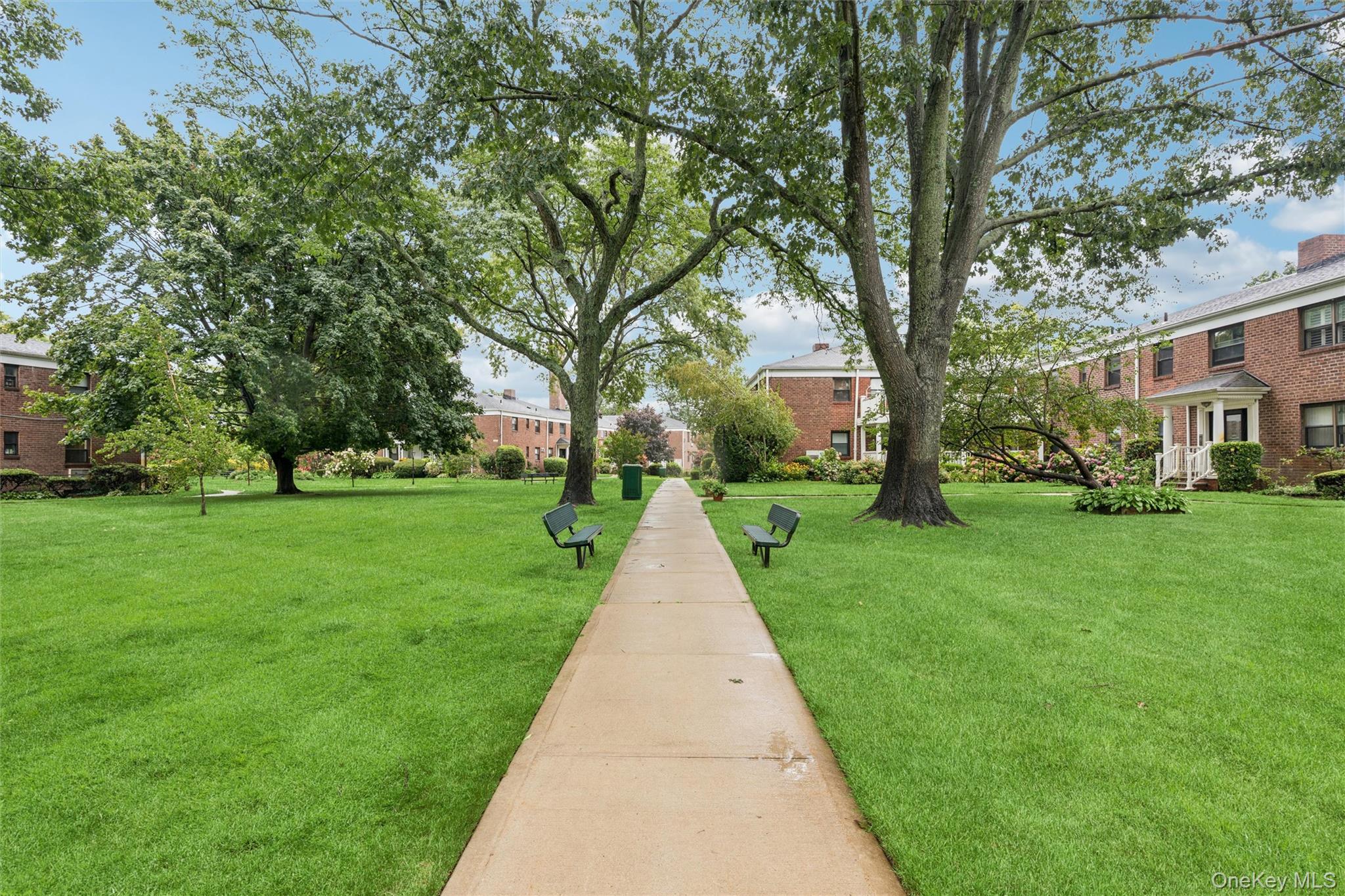 1195 E broadway, Unit L21 photo 16