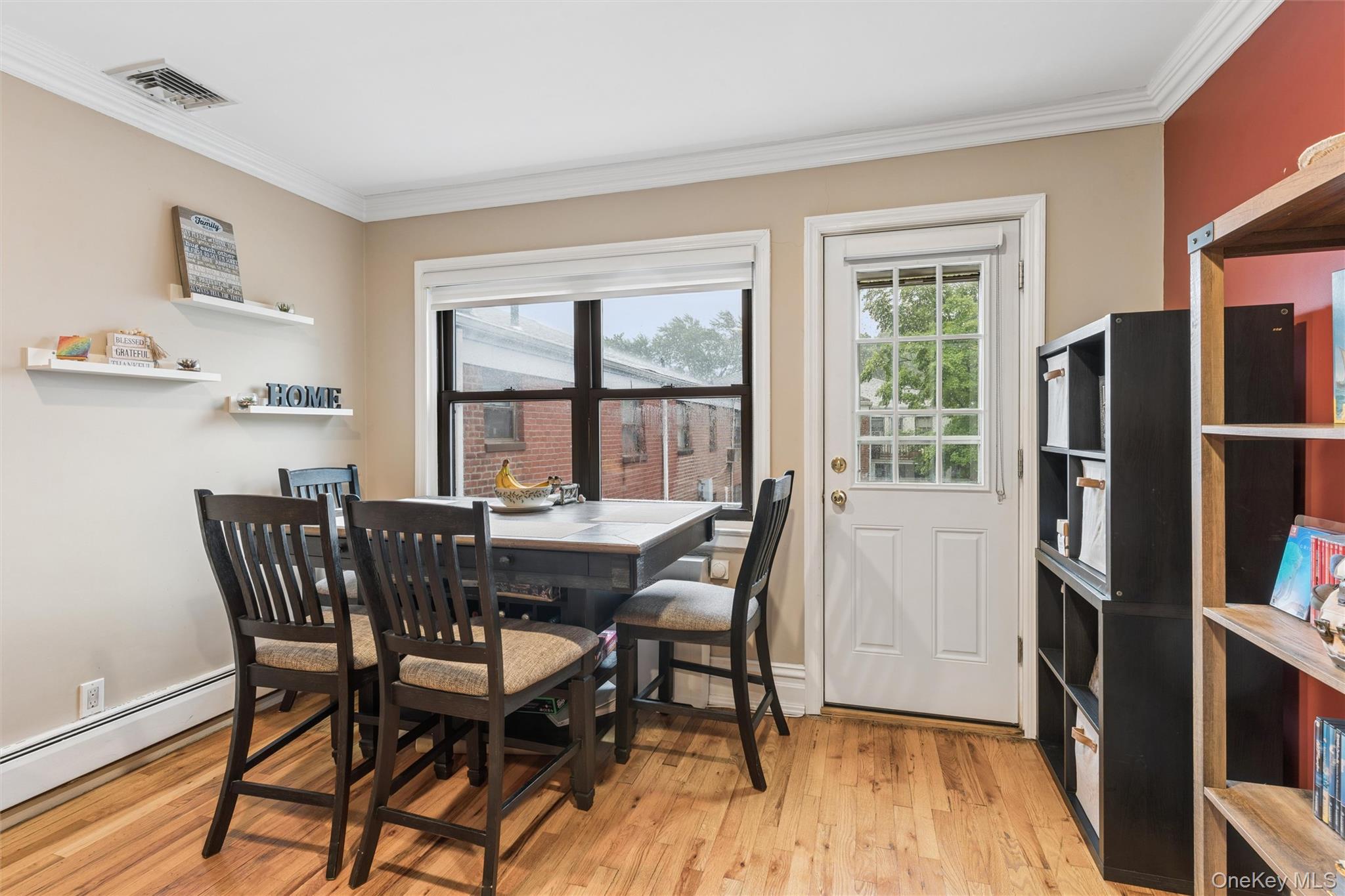 1195 E broadway, Unit L21 photo 5