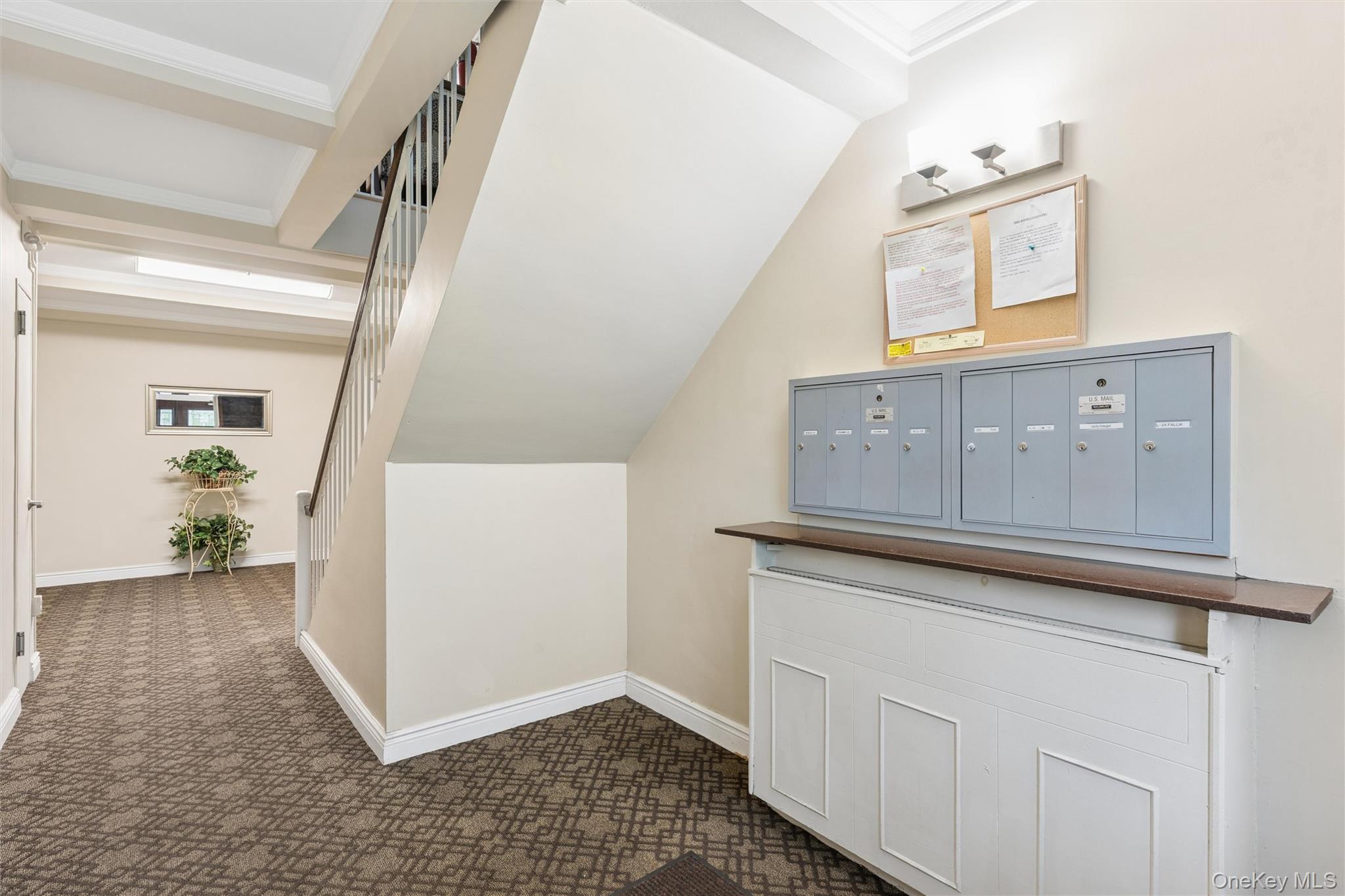 1195 E broadway, Unit L21 photo 15