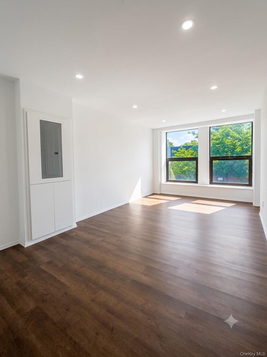 313 Main Street, Unit 2