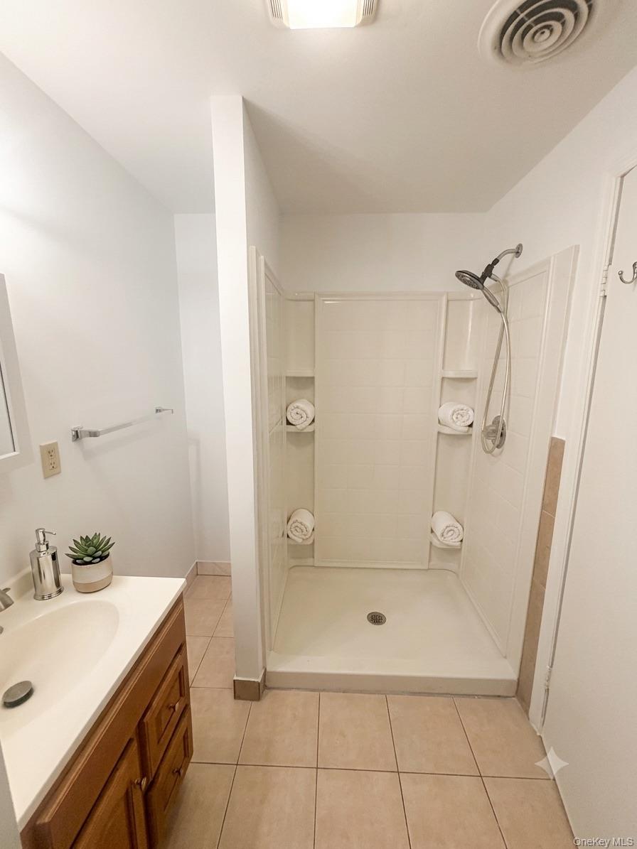 313 Main Street, Unit 2 photo 9