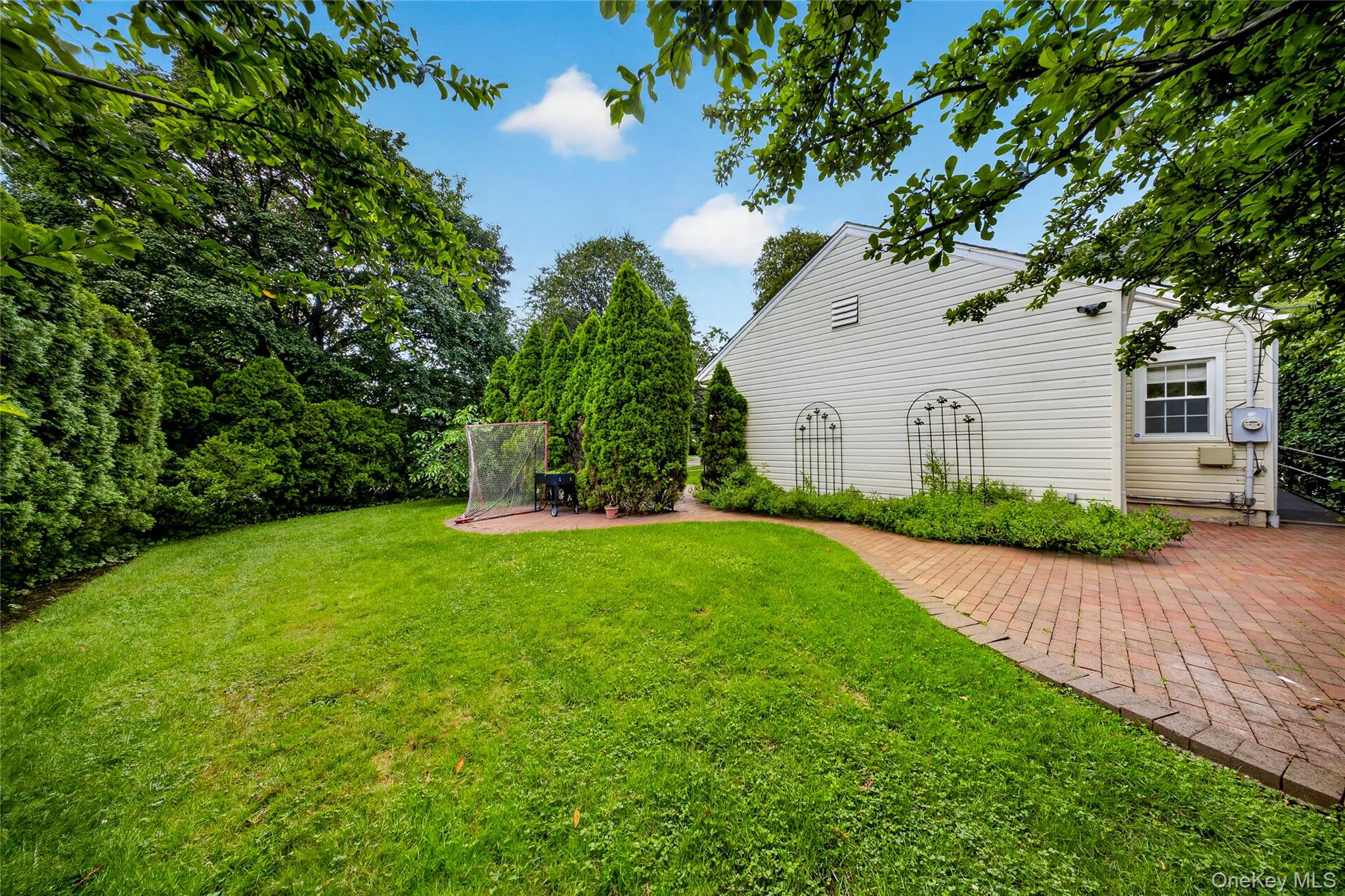 17 Maxwell Road – For Sale photo 32