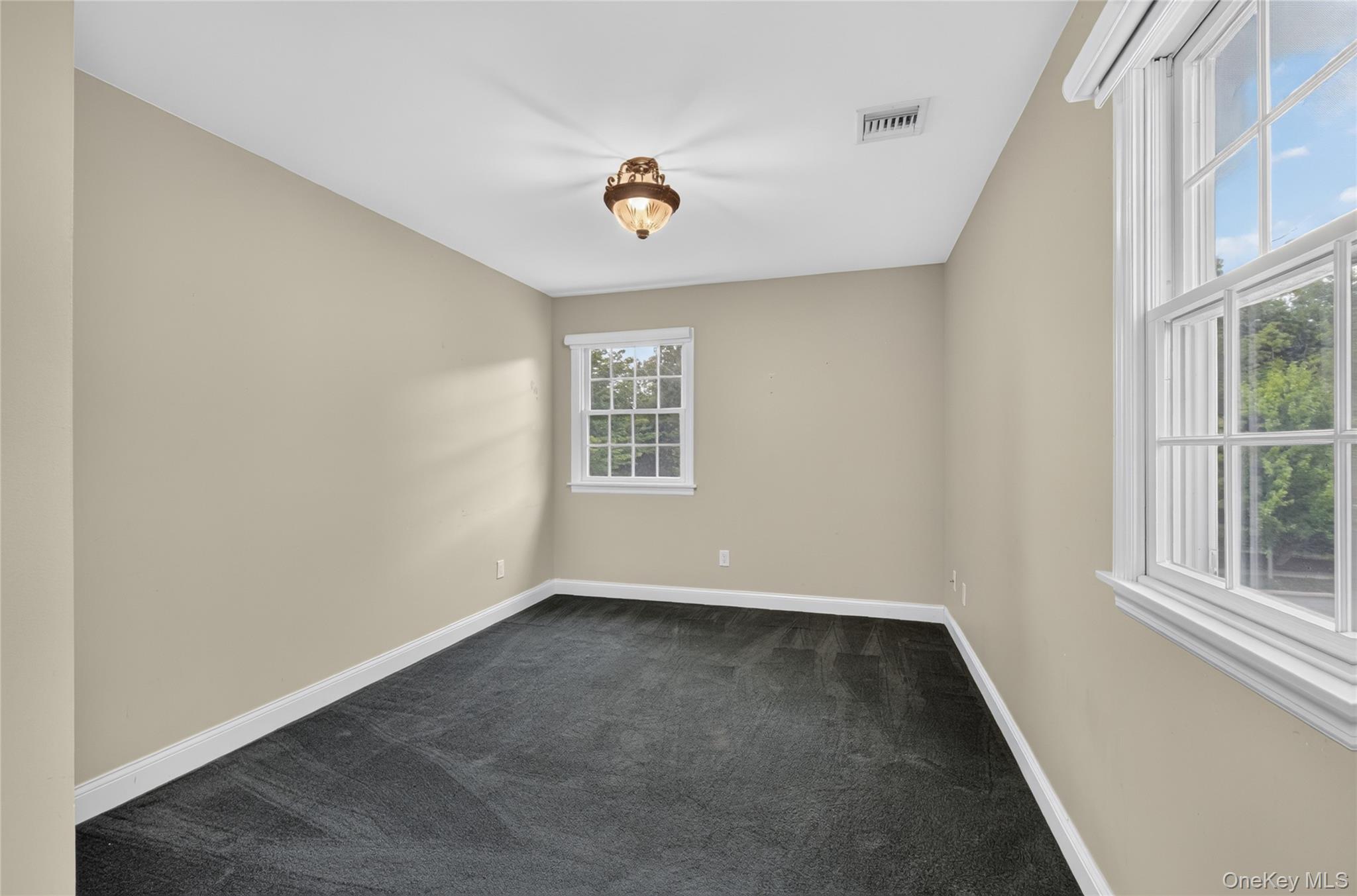 17 Maxwell Road – For Sale photo 25