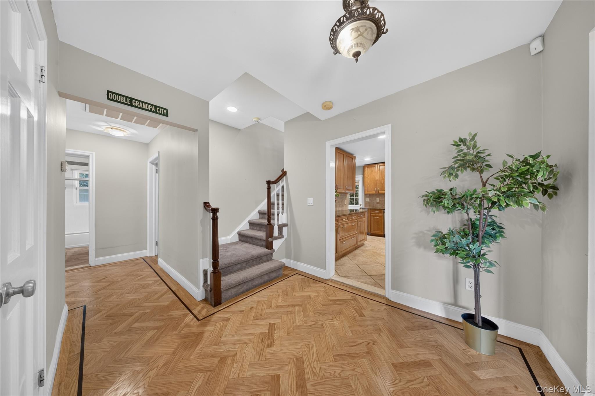 17 Maxwell Road – For Sale photo 3