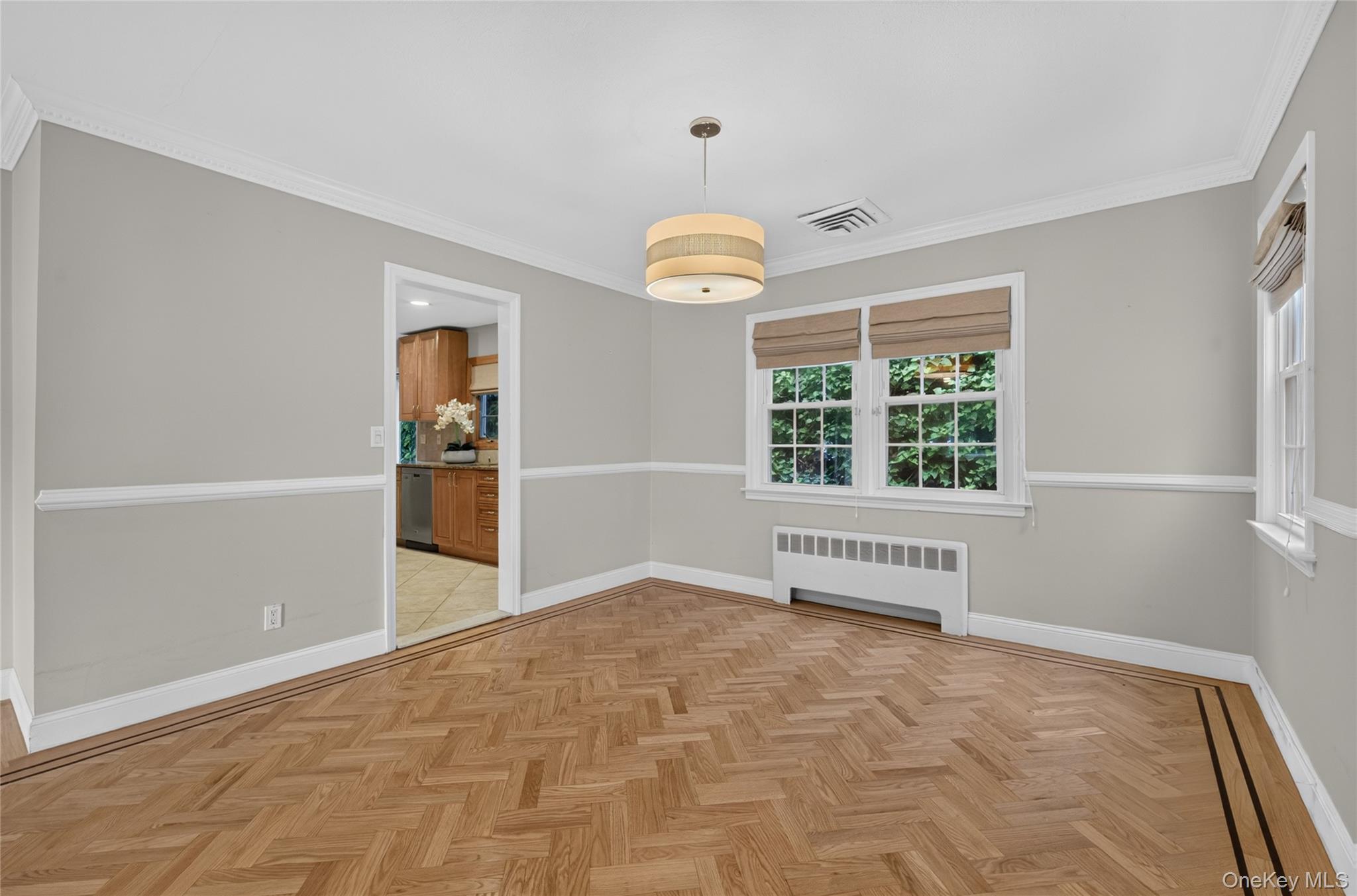 17 Maxwell Road – For Sale photo 6
